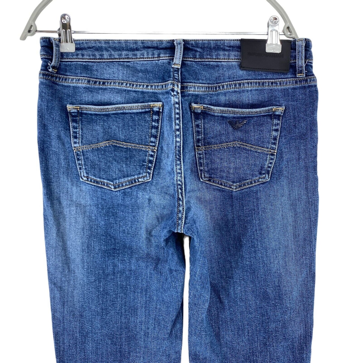 EMPORIO ARMANI Damen Jeans in normaler Straight-Fit-Passform, Blau, Größe W29 L30