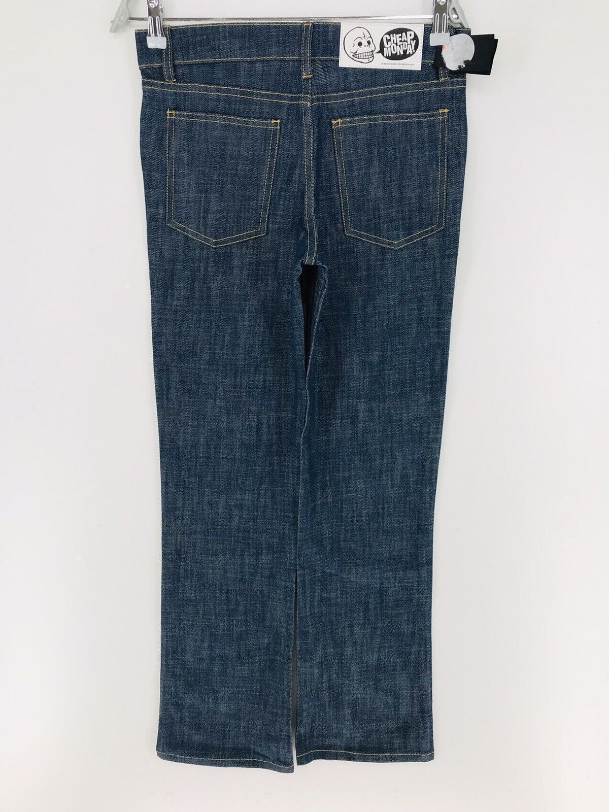 CHEAP MONDAY 70S STR Damen Jeans in Dunkelblau mit normaler Bootcut-Passform, W29 L32