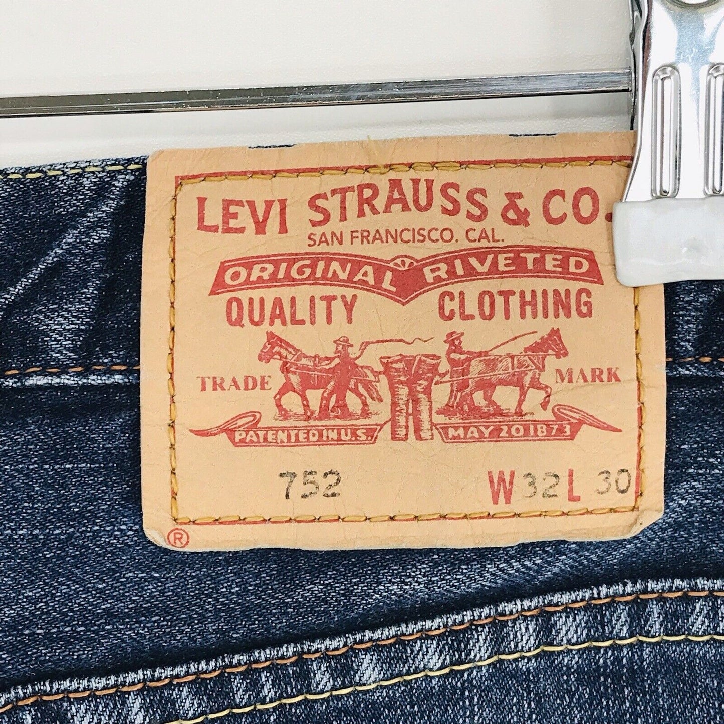 Vintage Levi’s 752 Blue Regular Straight Fit Jeans Size W32 L30