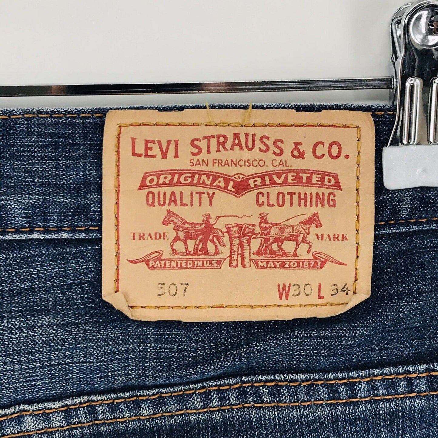 Vintage Levi's 507 Dark Blue Regular Slight Bootcut Fit Jeans Size W30 L29