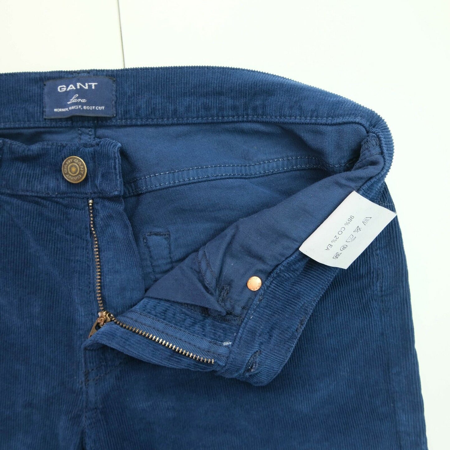 GANT Navy Blue Boot Cut Stretch Velvet Jeans Size W27 L32