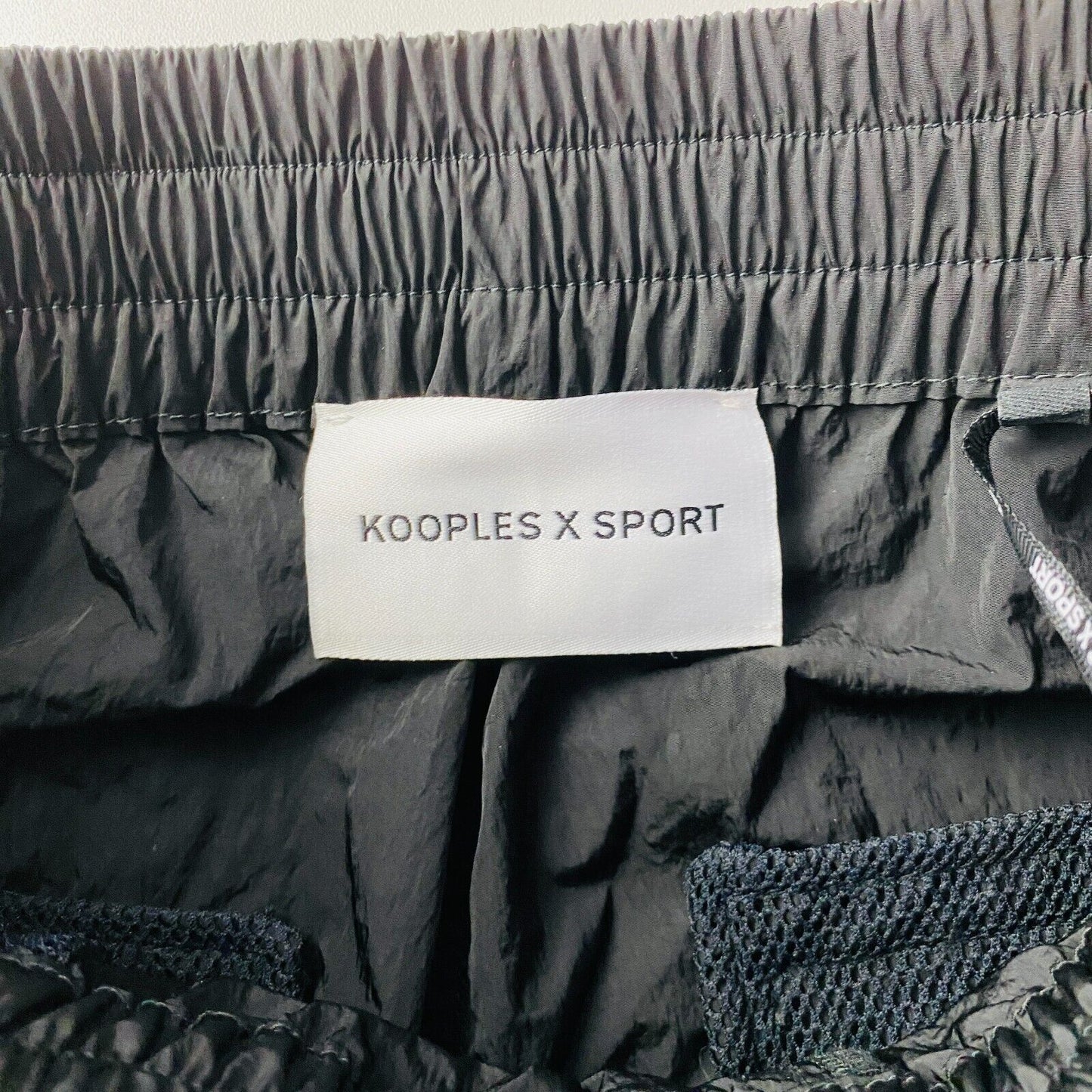 The Kooples SPORT Women Black Relaxed Fit Rain Sweatpants Trousers Size 1 W25