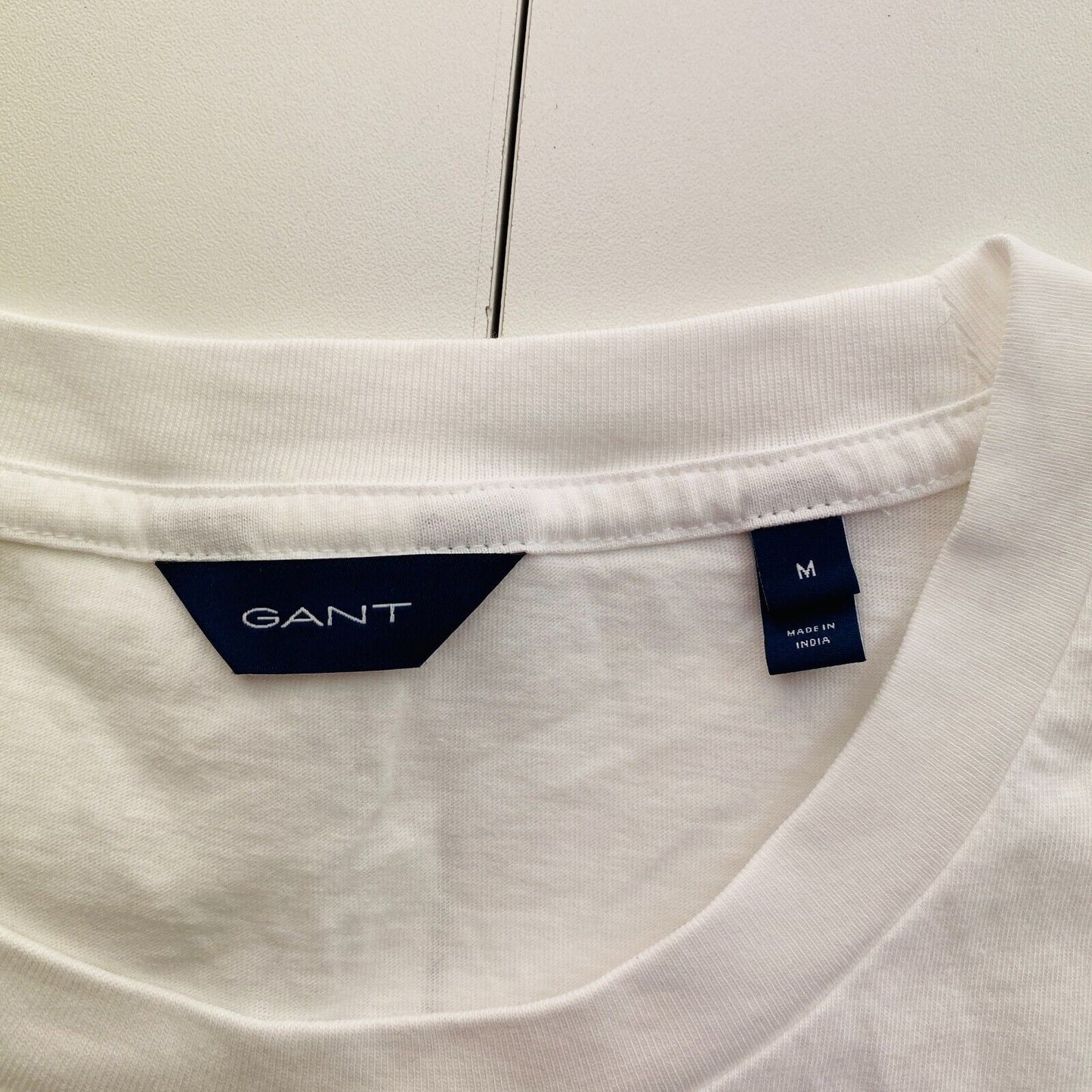 GANT Women White Archive Shield Crew Neck Short Sleeve T Shirt Size M