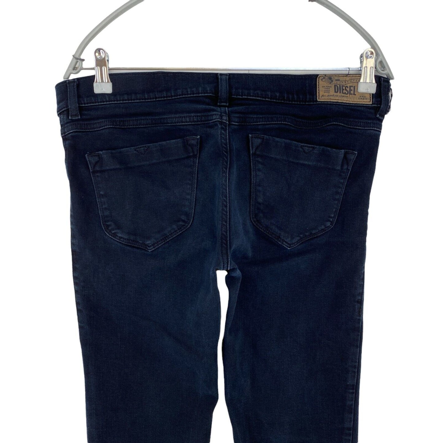 Diesel LIVIER-SP Damen Jeans mit niedriger Taille und superschmaler Jegging-Passform, Dunkelblau, Größe W32