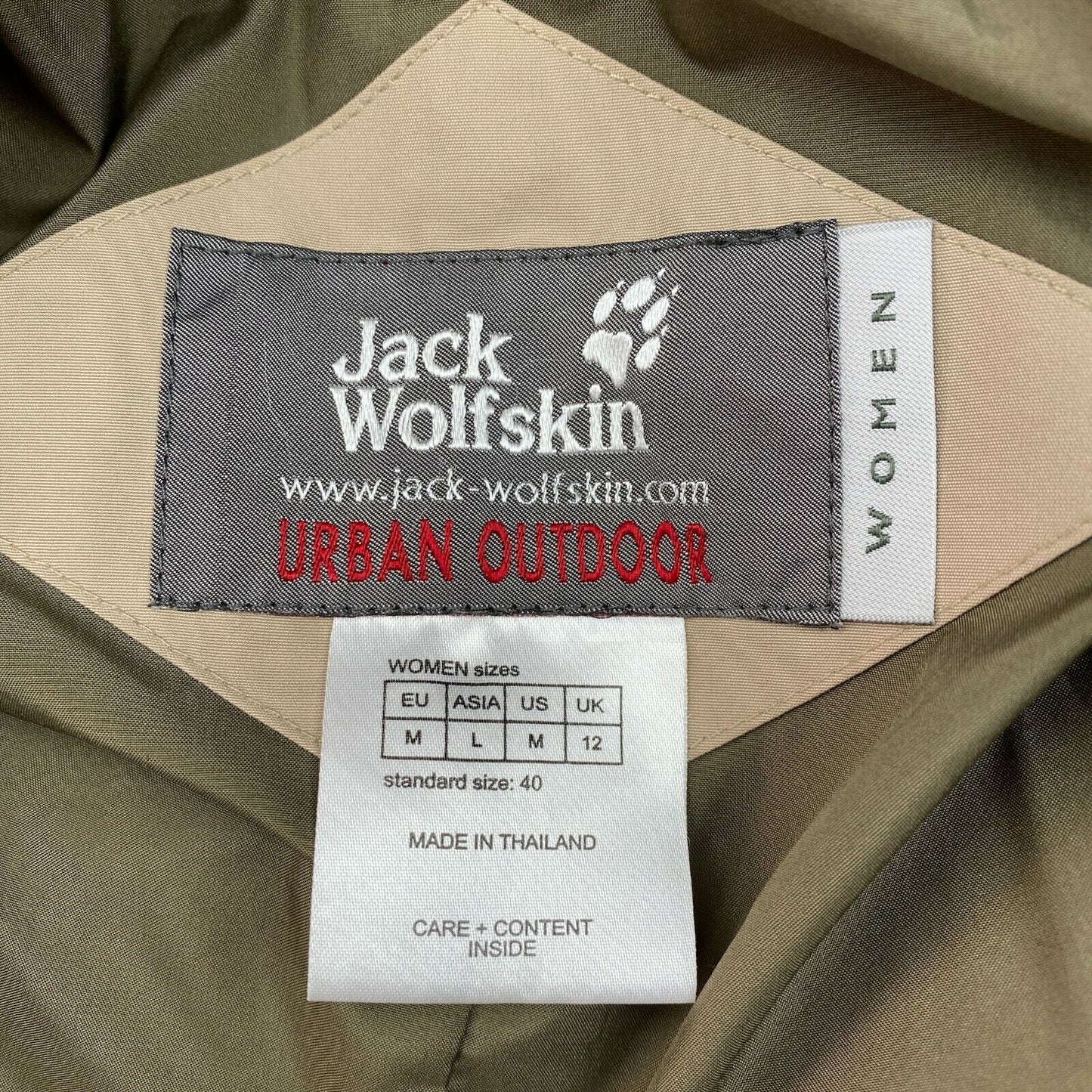 Jack Wolfskin Beige Hooded Jacket Size M