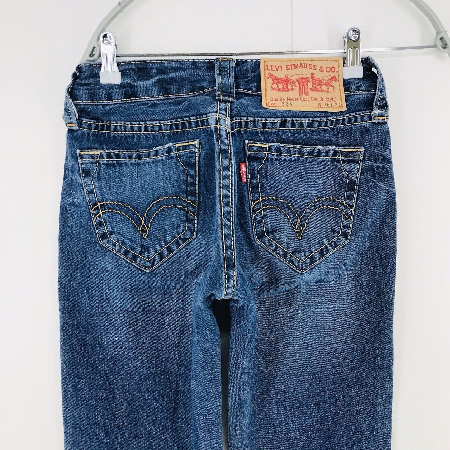 vintage Levi’s 925 Femmes Bleu Regular Straight Fit Jeans en détresse W26 L32