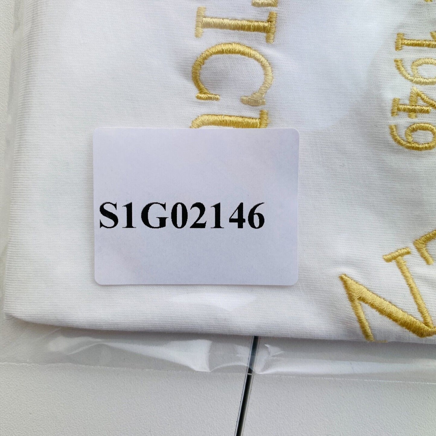 GANT Girls White Monogram Crew Neck T Shirt Size 13 - 14 Years 158/164 cm