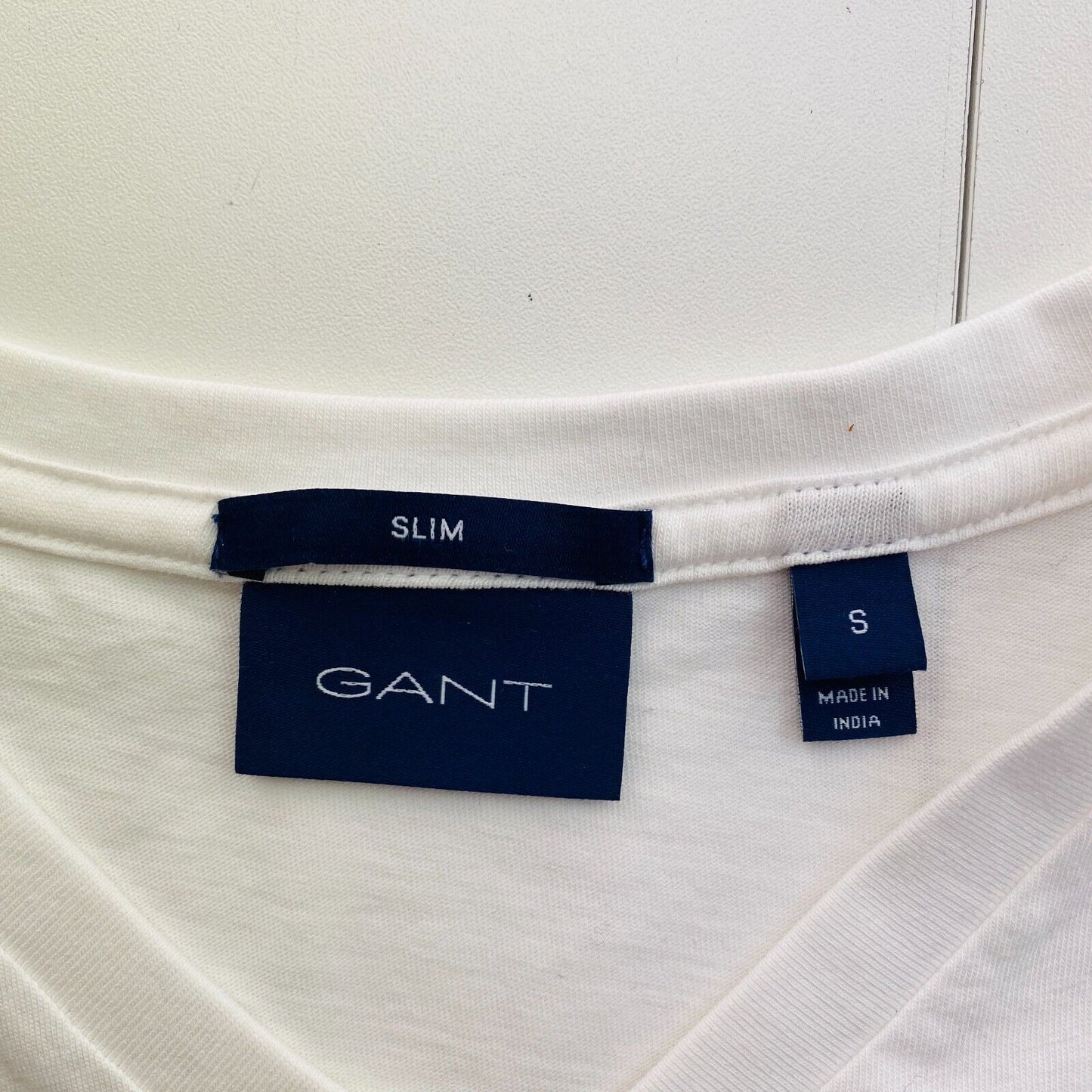 GANT Men White Original Slim Fit V Neck Short Sleeve T Shirt Size S