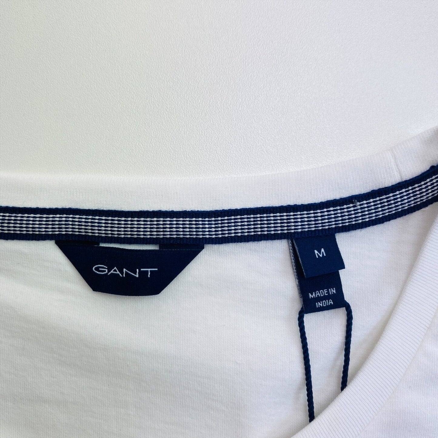 GANT Weißes Lock Up T-Shirt mit Rundhalsausschnitt, Größe M