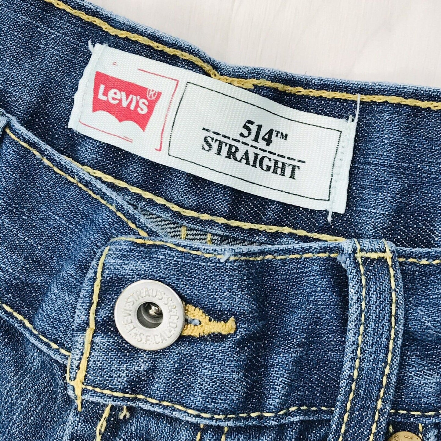 Vintage Levi's 514 Boys Dark Blue Straight Fit Jeans 18 Reg / W29 L29