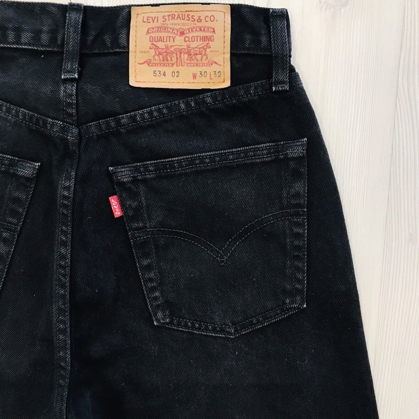 Levi's 534 02 Custom Made Black Regular Fit Shorts Size W30