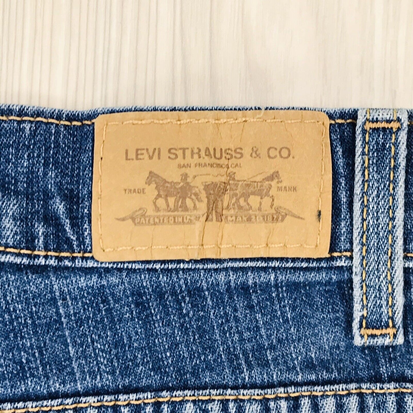 Vintage Levi's 550 Women Blue Relaxed Bootcut Fit Jeans 8 S / W29 L29