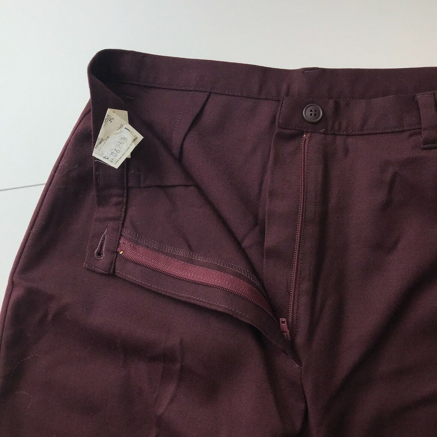 UNITED COLORS OF BENETTON Pantalon en laine mélangée rouge foncé pour femme, coupe régulière, EUR 42 W26