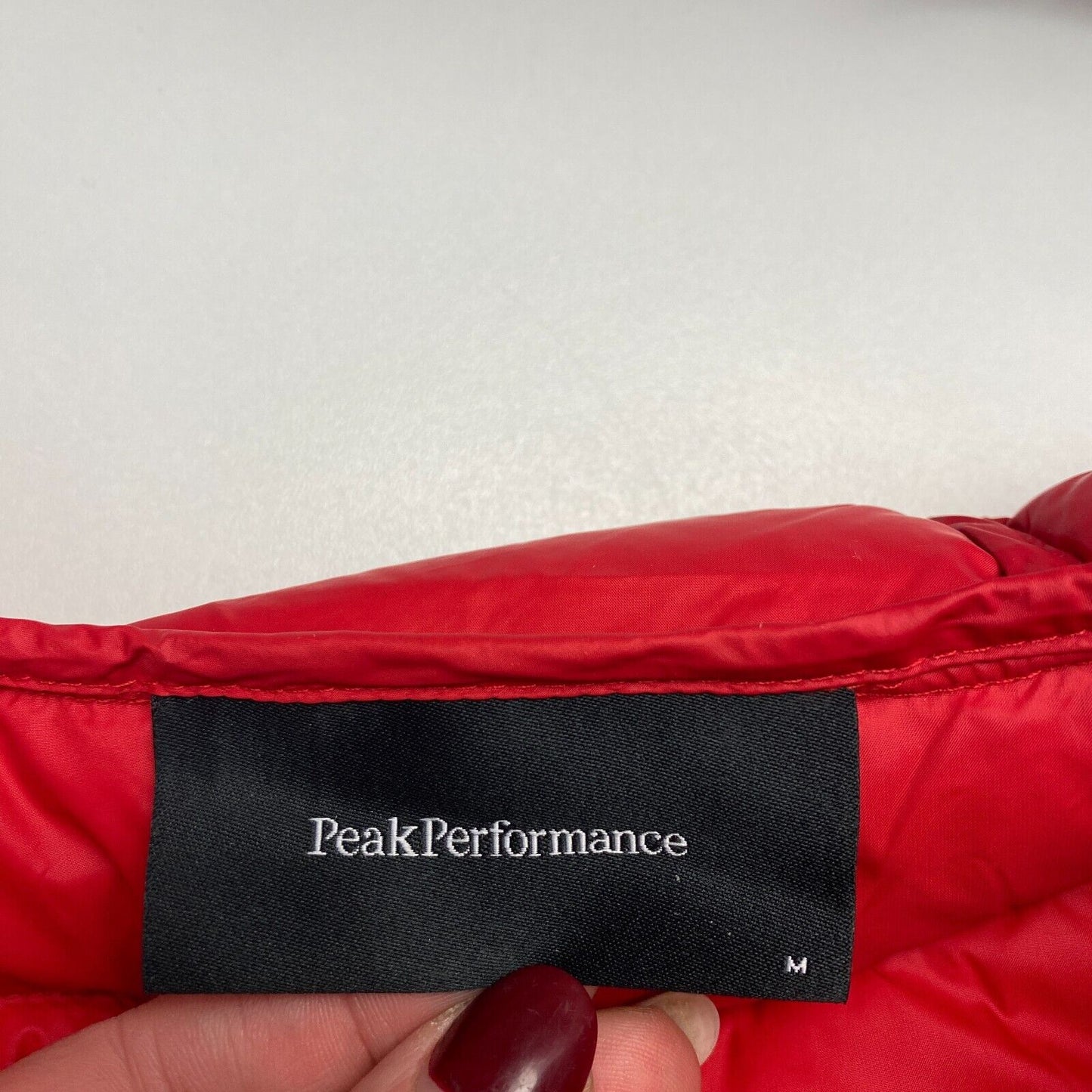 Peak Performance Men Red Frost Down Hood Jacket Coat Size M