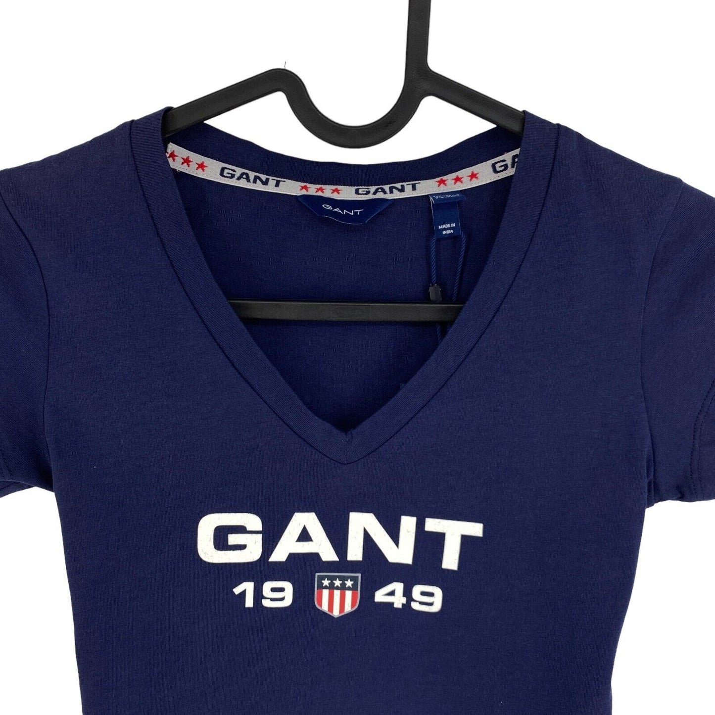 GANT Girls Navy Blue Retro Shield V Neck T Shirt Size 7-8 Years 122/128 cm