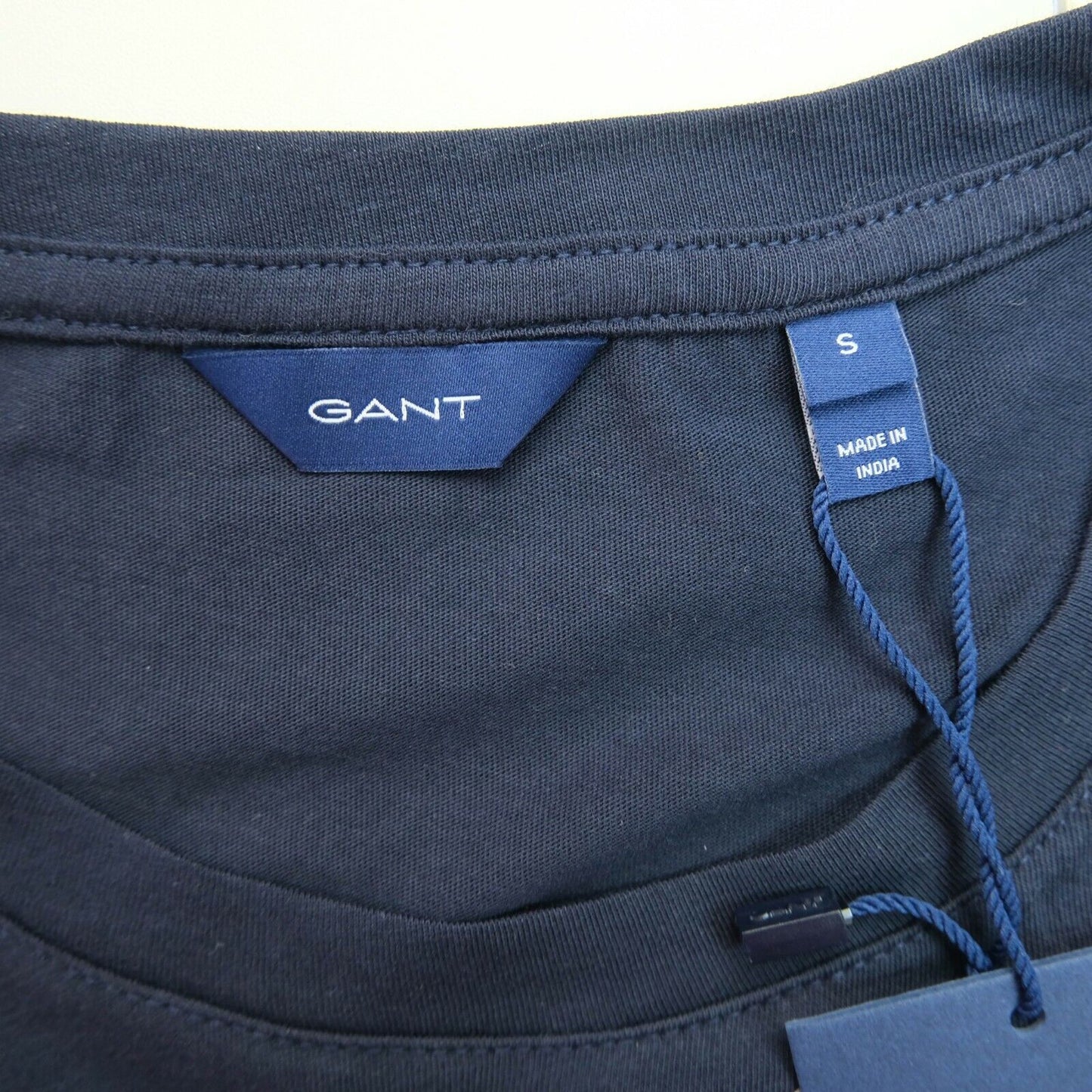 GANT T-shirt à col rond avec logo bleu marine taille S