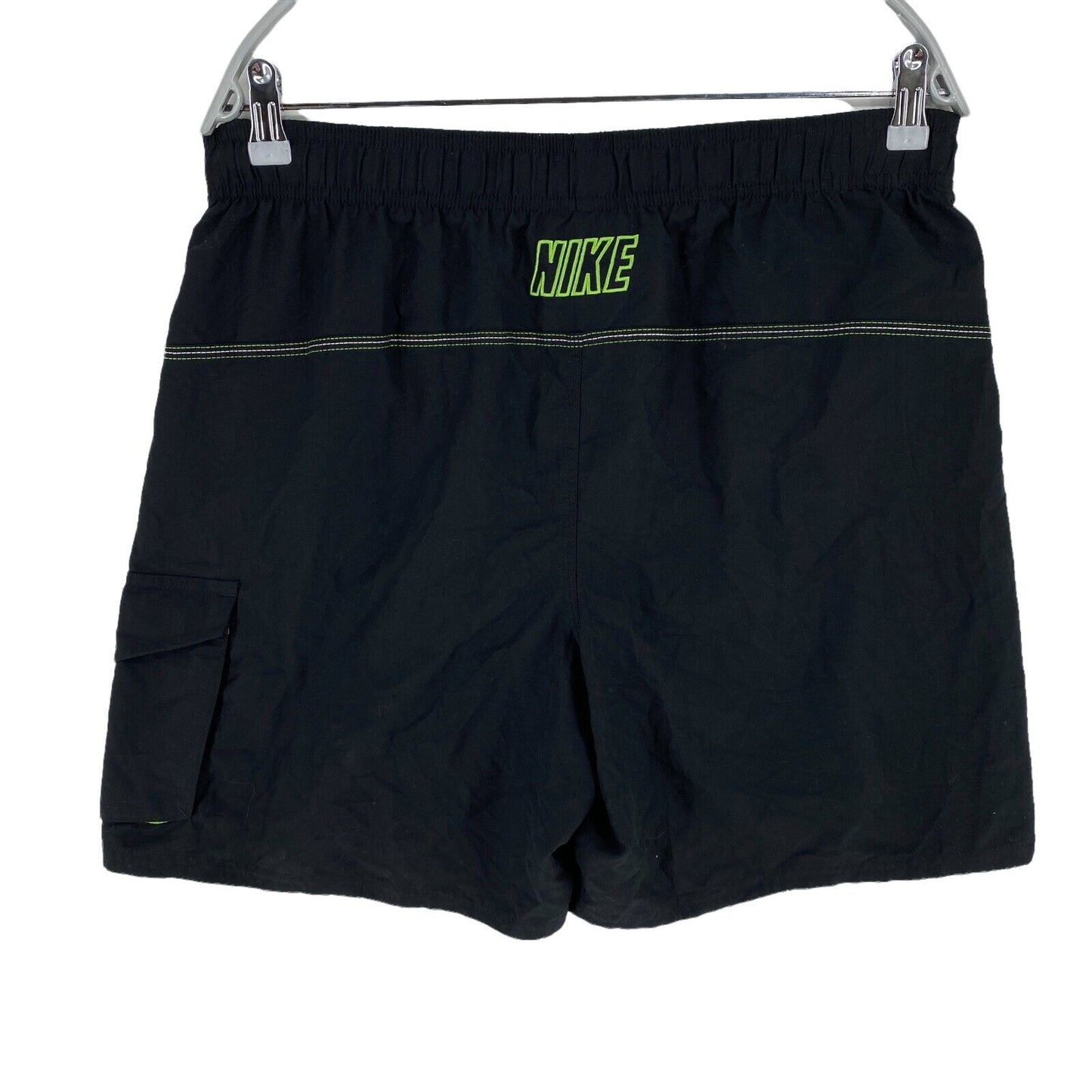 Short de sport Nike noir taille M