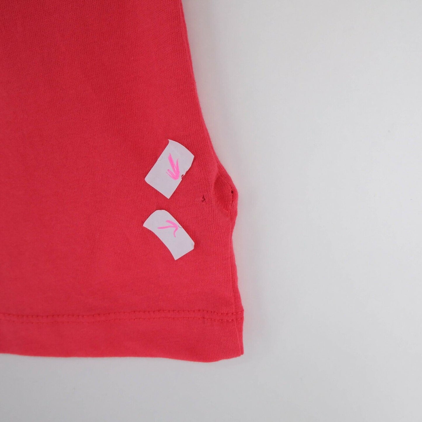 GANT Red Arch Logo T Shirt Size S