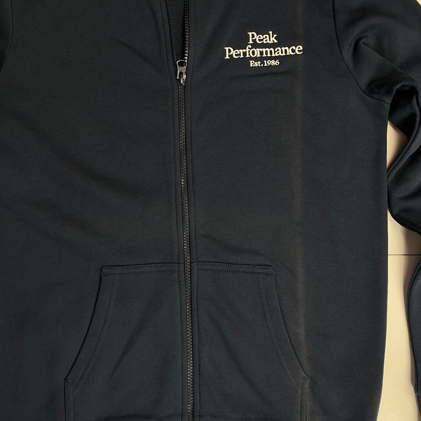 Peak Performance JR Navy Blue Full Zip Hoodie Sweater Jumper Size 170 cm