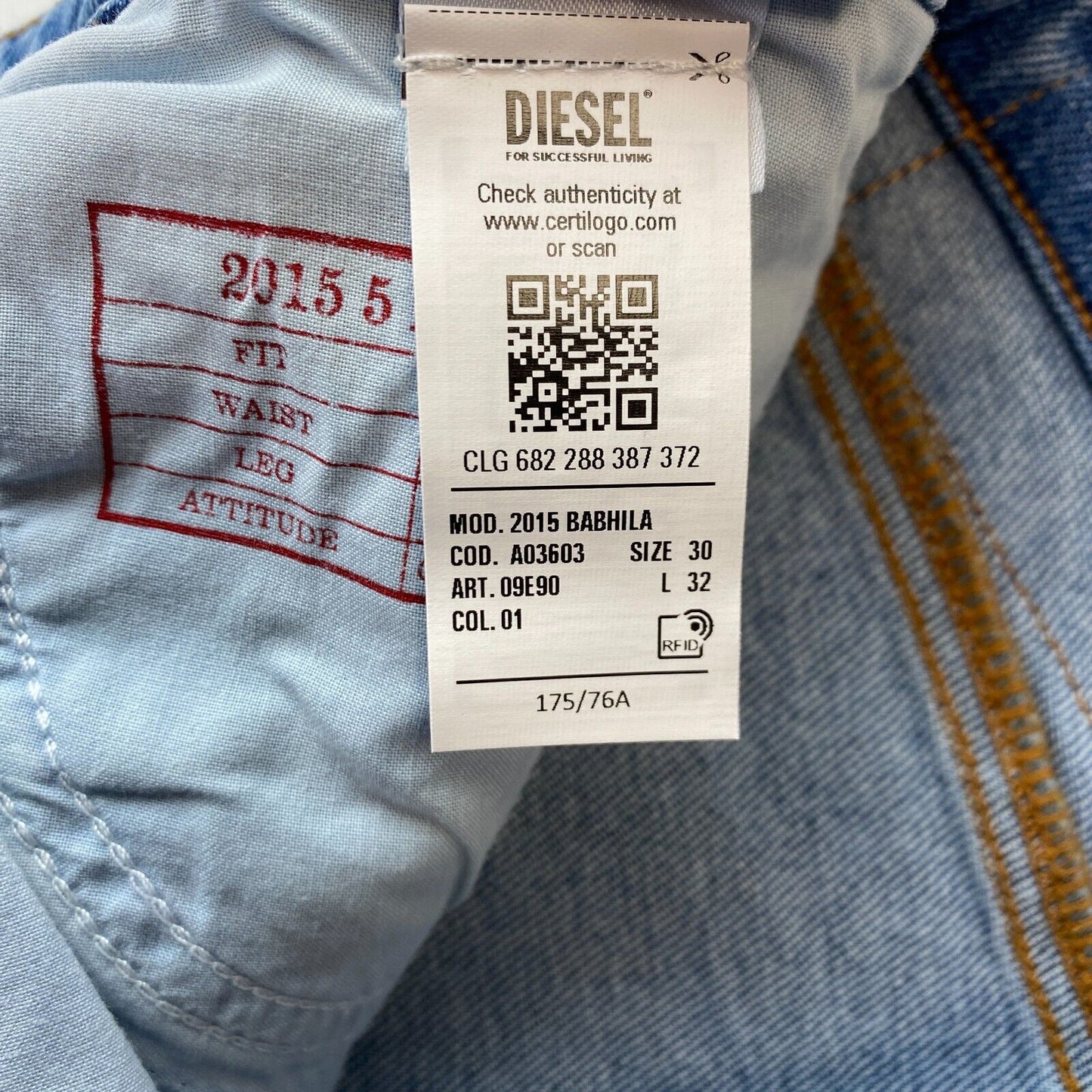 Diesel 2015 BABHILA Femmes Bleu Taille Moyenne Skinny Fit Jeans En Détresse W30 L32