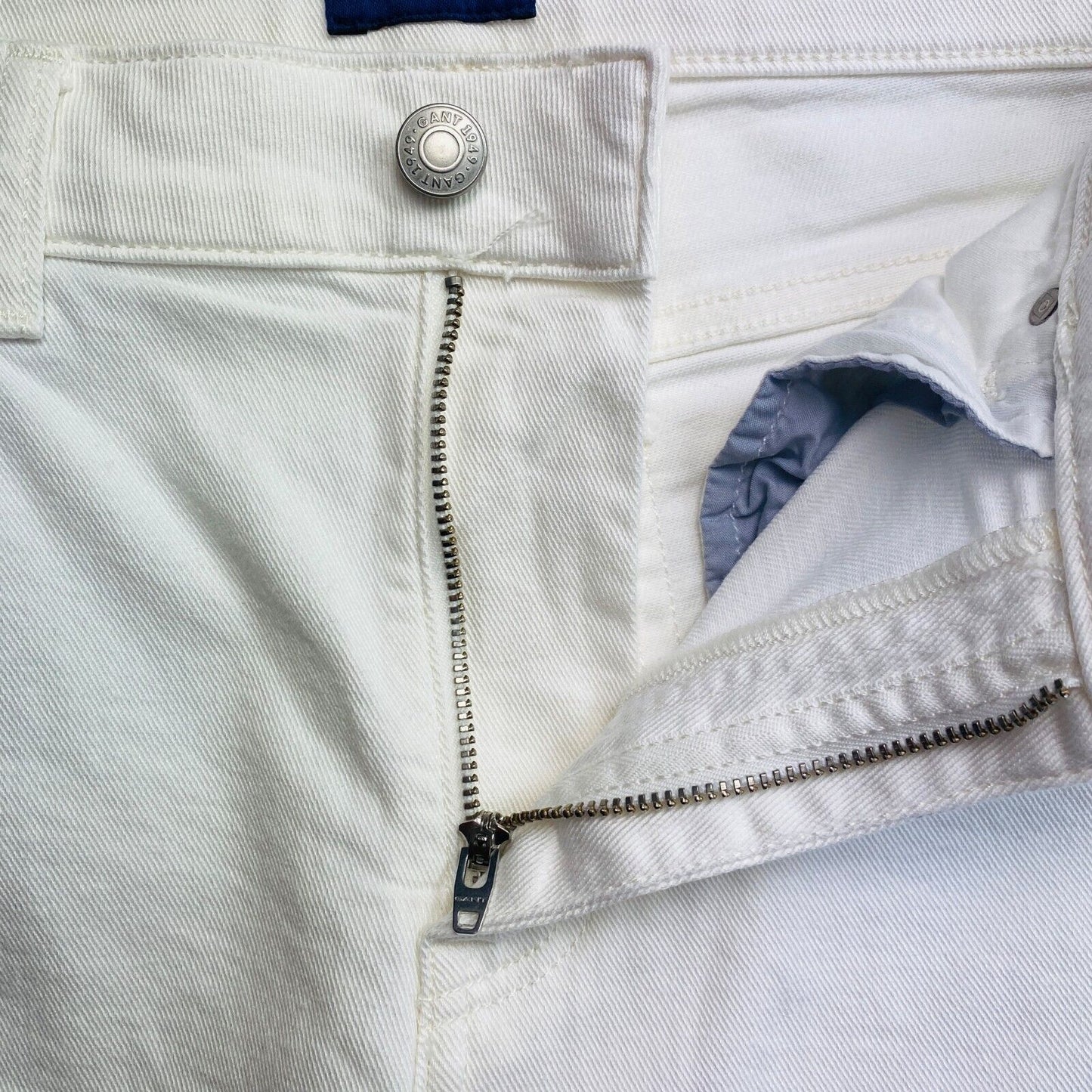 GANT – Weiße Farla Slim Cropped-Jeans, Größe W27