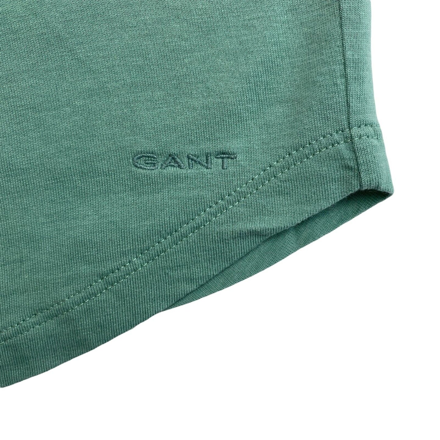 GANT Grünes T-Shirt mit V-Ausschnitt, Größe M