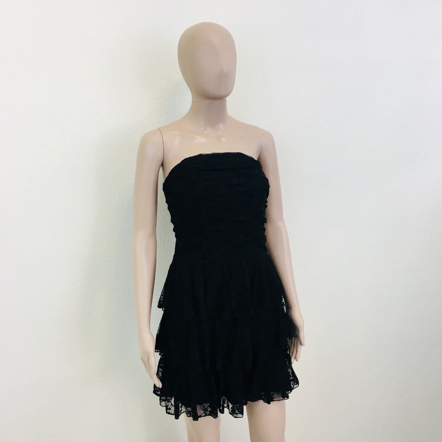 Jennyfer Robe de soirée courte noire sans manches Taille M