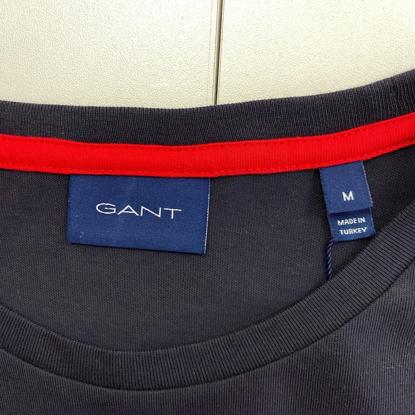 GANT Navy Blue Contrast Logo Crew Neck T-Shirt Size M