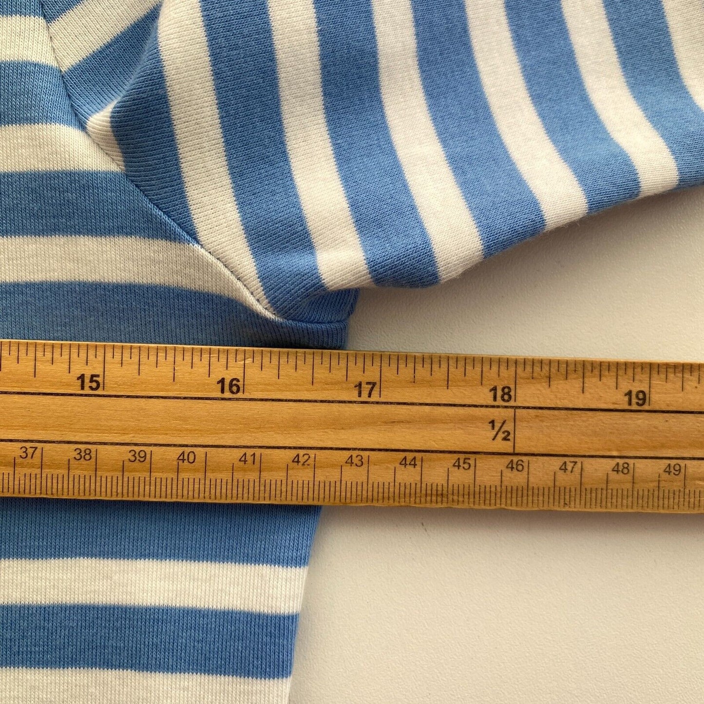 GANT T-Shirt mit Rundhalsausschnitt, blau, gestreift, Größe M