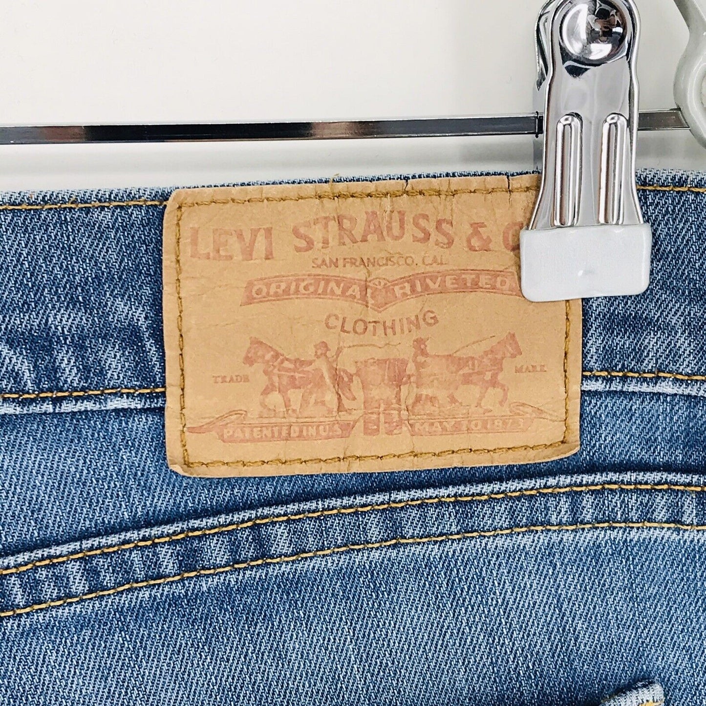 Vintage Levi's 10528 Women Blue Stretch Regular Straight Fit Jeans W33 L34