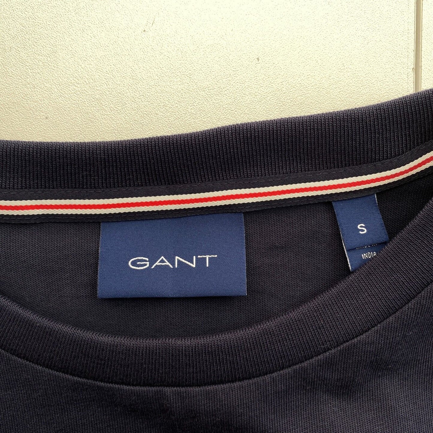 GANT Men Navy Blue Banner Shield Crew Neck Short Sleeves T Shirt Size S