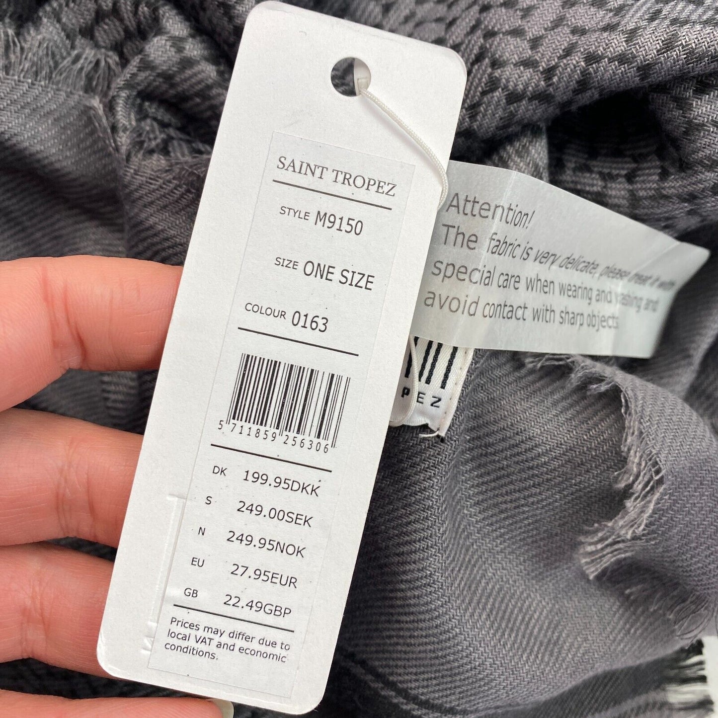 SAINT TROPEZ Dark Grey Scarf Shawl