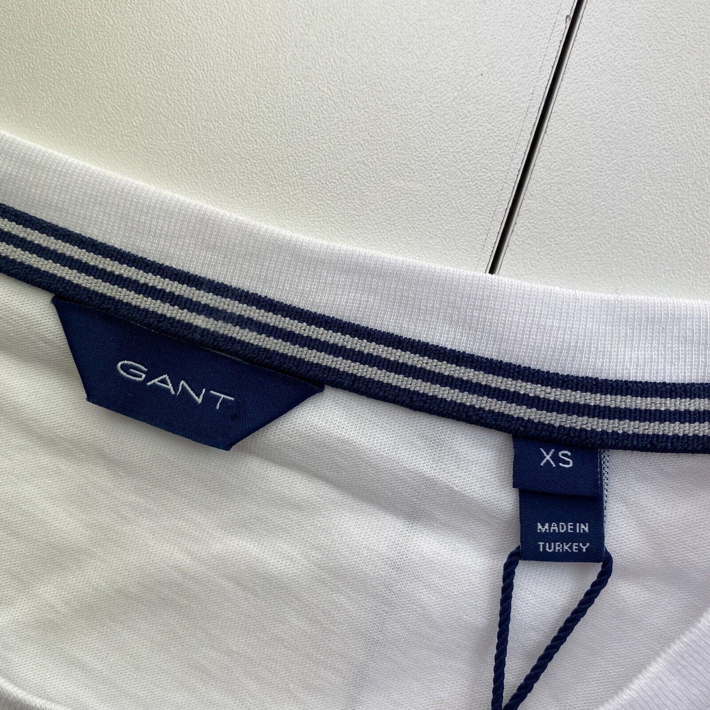 GANT White Logo Crew Neck T Shirt Size XS