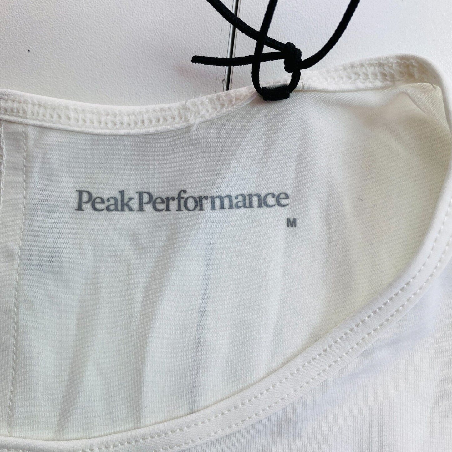 Peak Performance Women White SS Crew Neck Fly T Shirt Size M