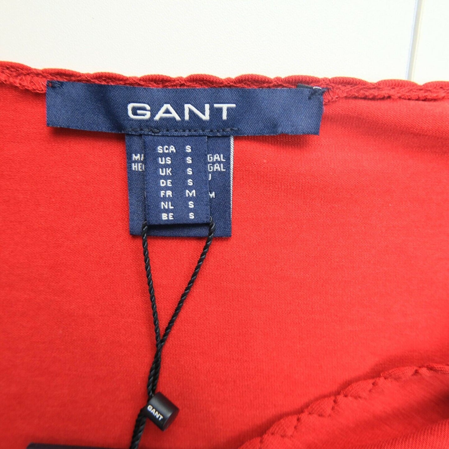 GANT Red Scallop V Neck Blouse T Shirt Size S