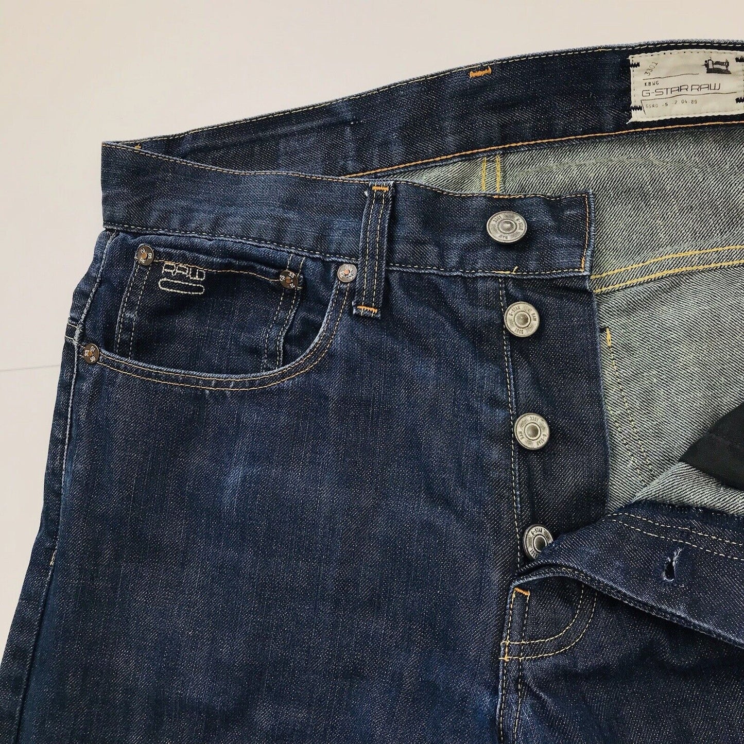 G-STAR RAW 3301 Dunkelblaue Jeans mit normaler gerader Passform, Größe W32 L34