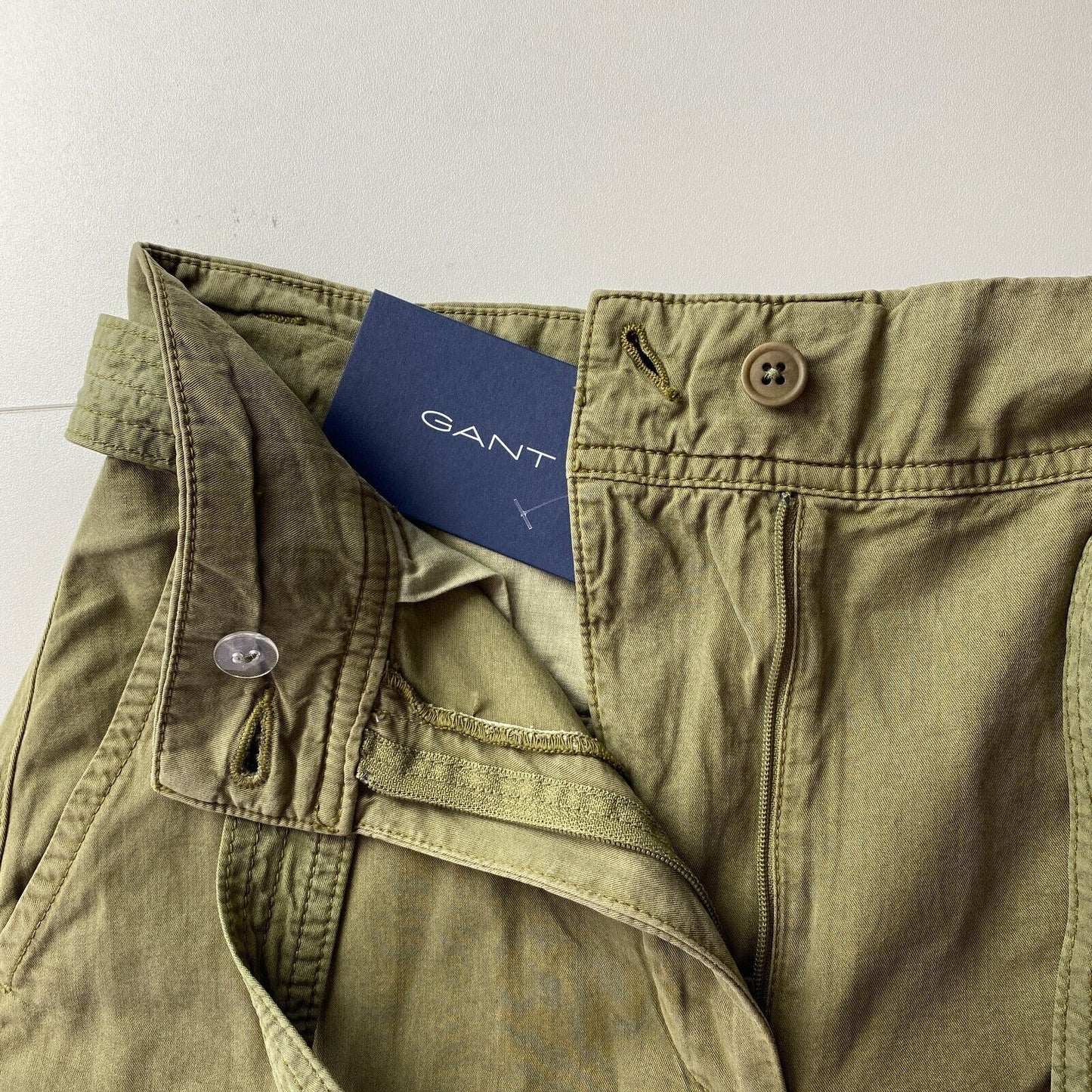 GANT Women Khaki Green Relaxed Fit Belted Shorts Size EUR 34 UK 6 US 4