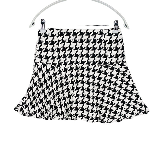 Stradivarius Herringbone White Black Short Flare Skirt Size S