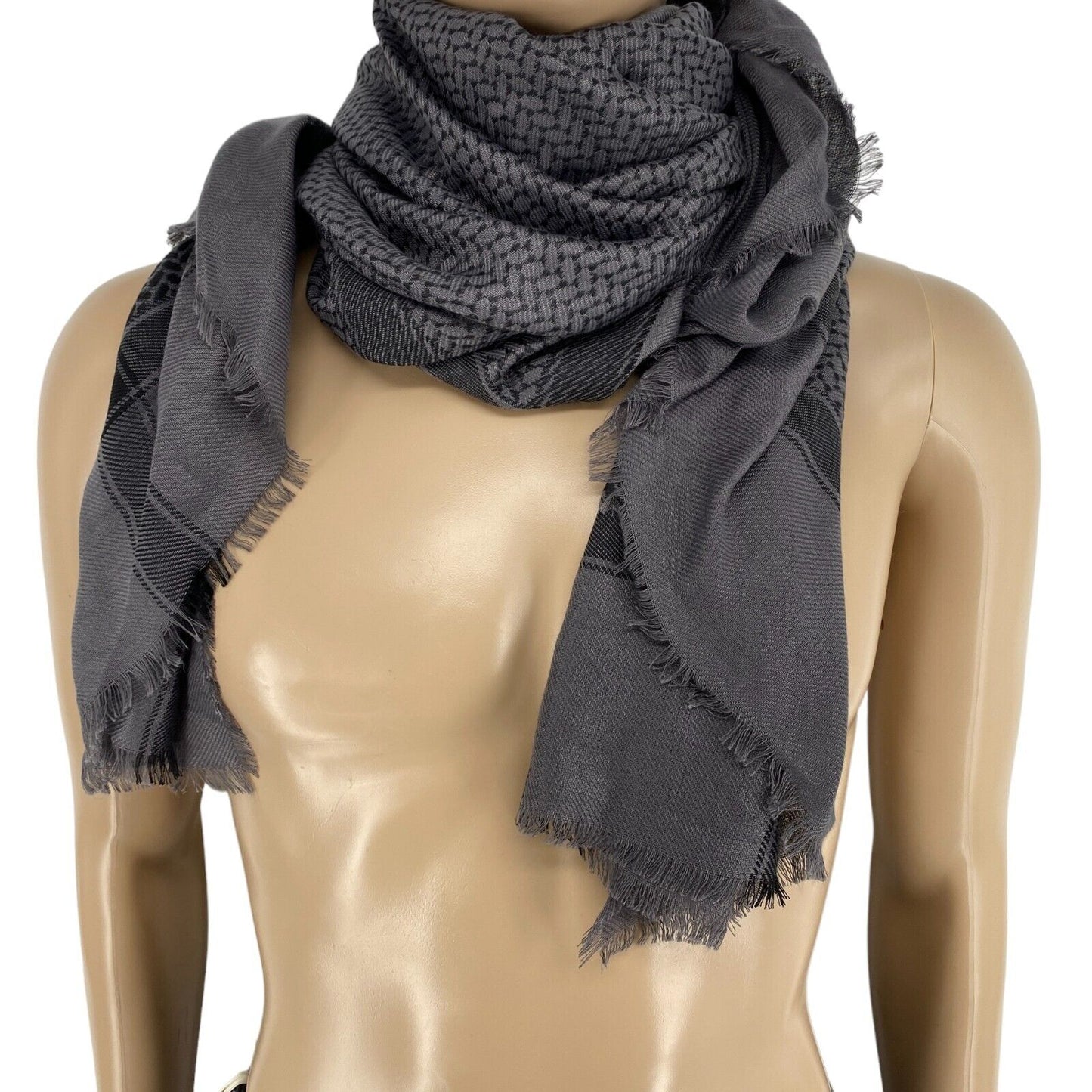 SAINT TROPEZ Dark Grey Scarf Shawl