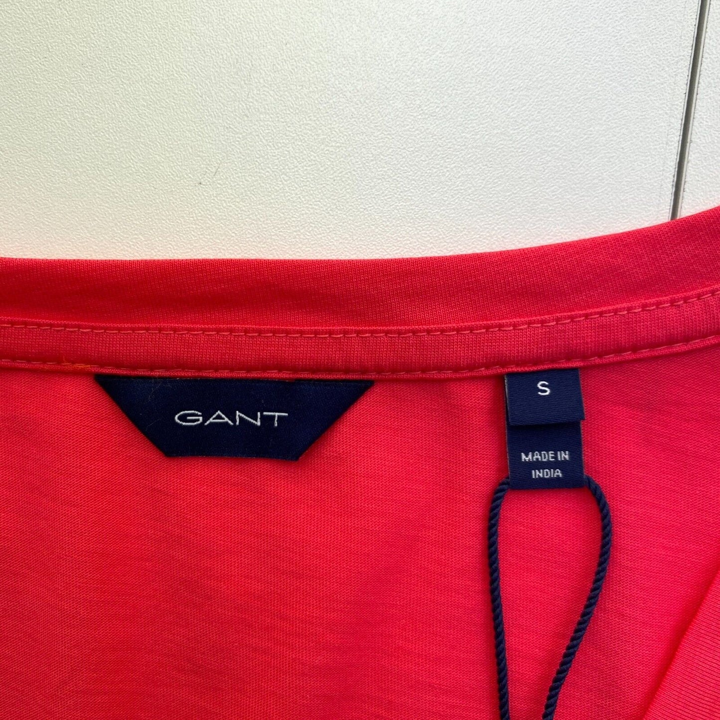 GANT Red Original V Neck T-Shirt Size S