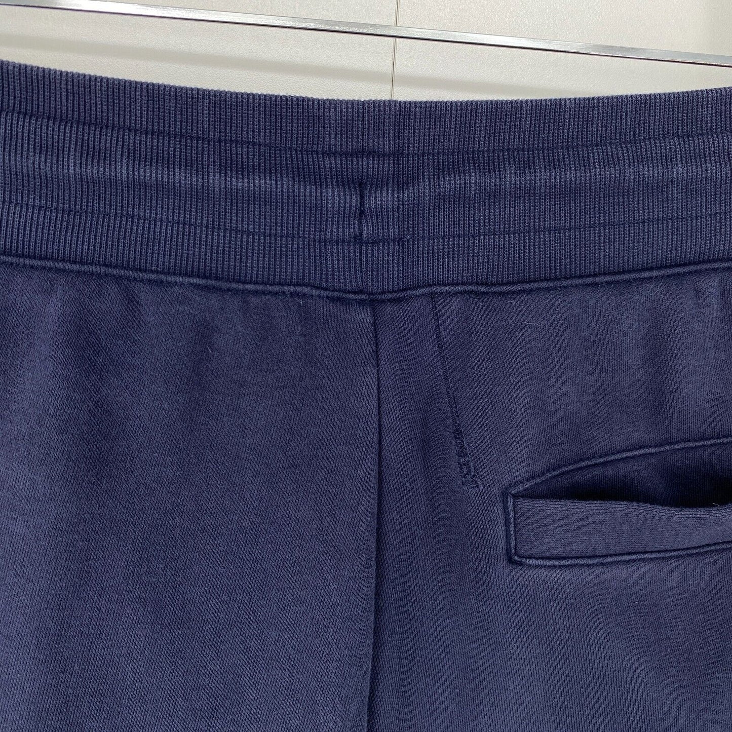 GANT Dunkelblaue Herren-Sweathose mit Bündchen, Regular Fit, M