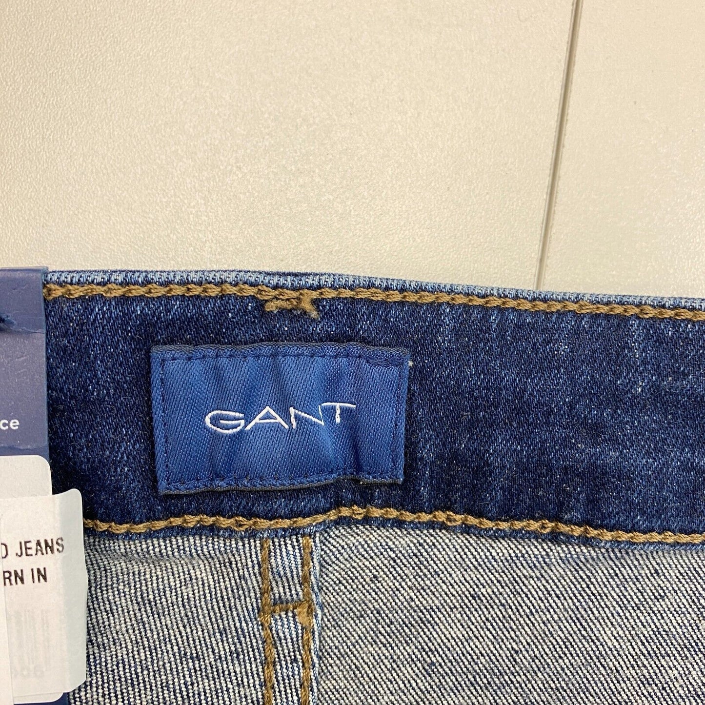 GANT Dunkelblaue FARLA verkürzte Slim Fit Jeans Größe W29