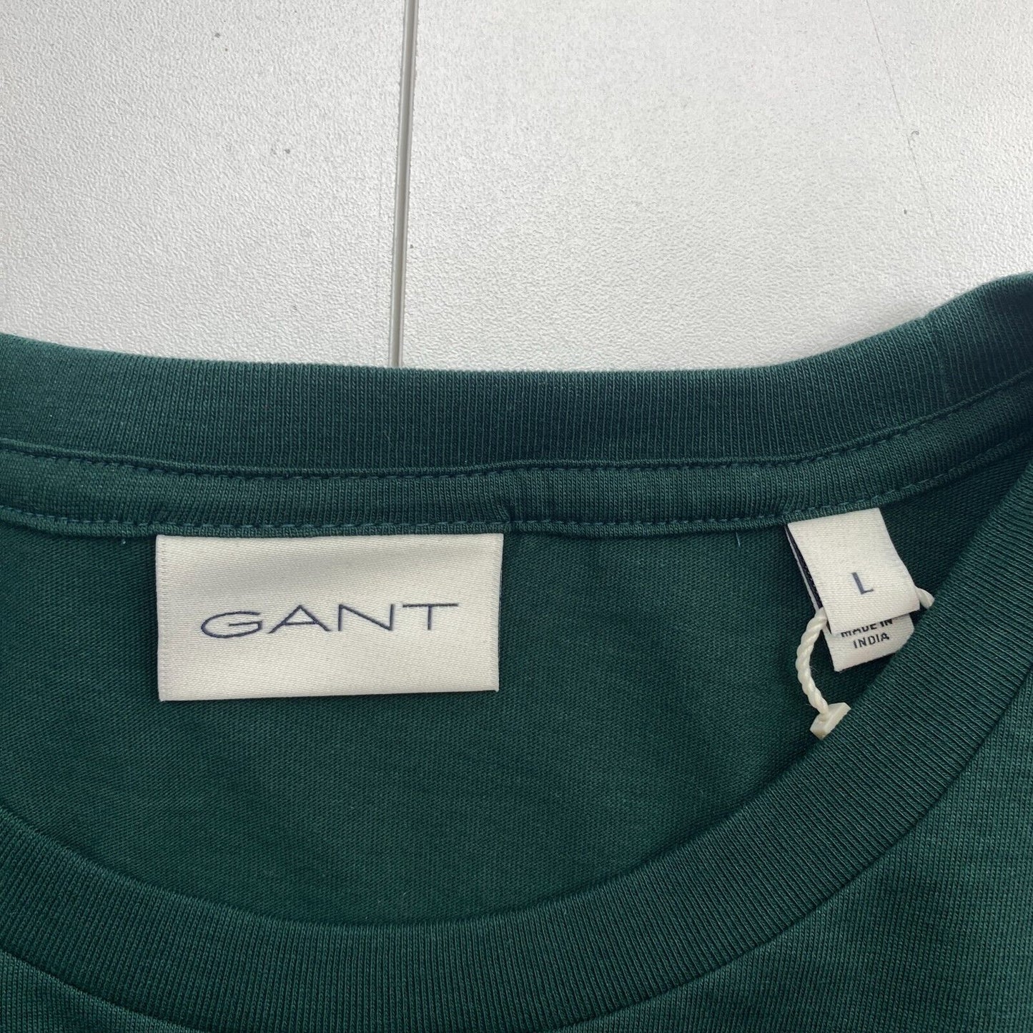 GANT Men Dark Green Reg Shield Crew Neck Short Sleeves T Shirt Size L