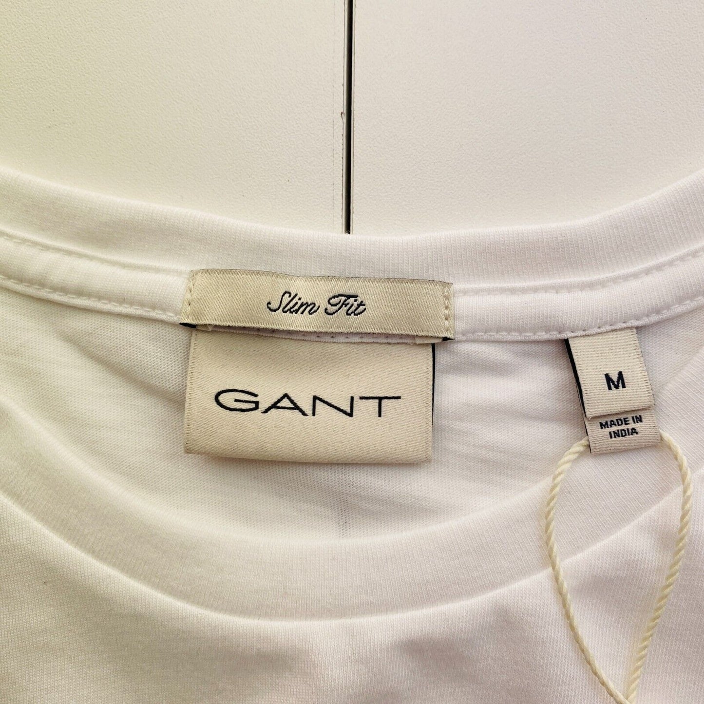 GANT Men White Slim Fit Shield Crew Neck Short Sleeve T Shirt Size M