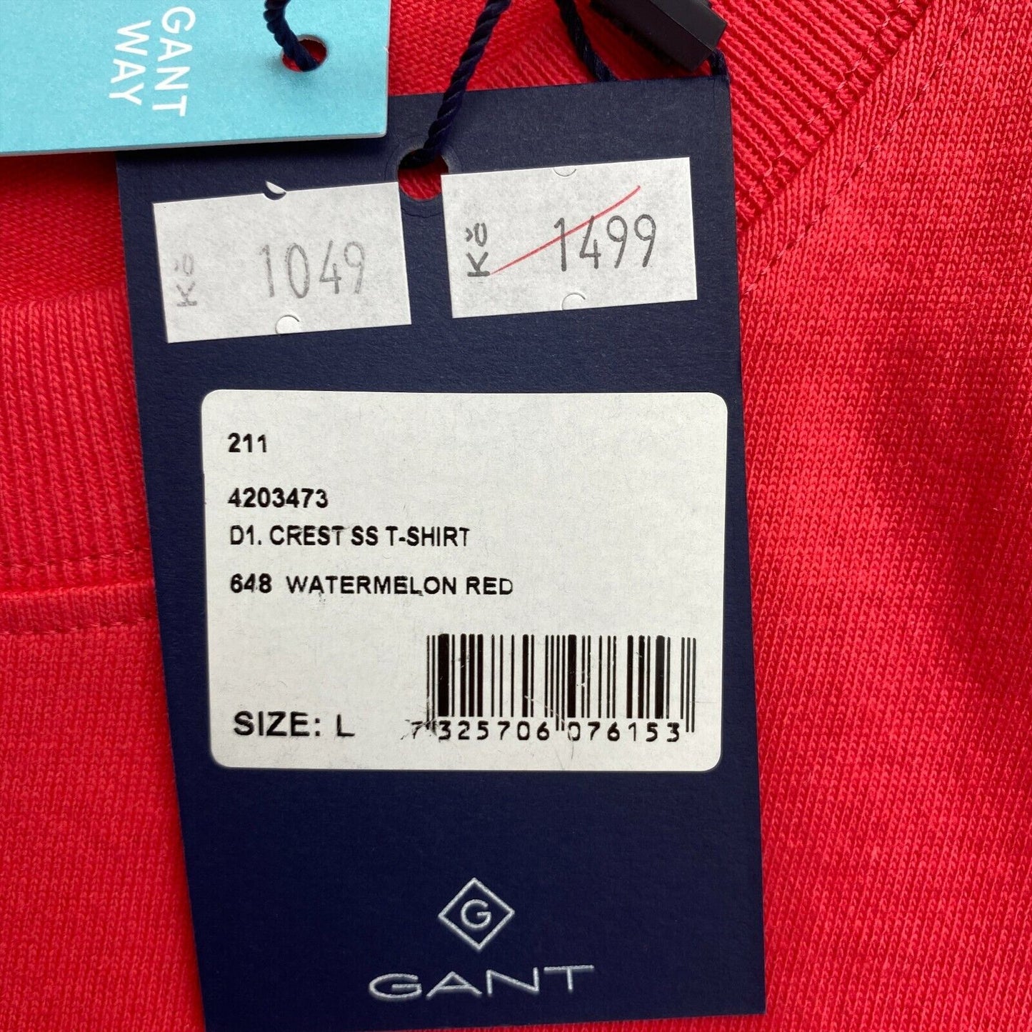 GANT Red Crest Crew Neck T Shirt Size L