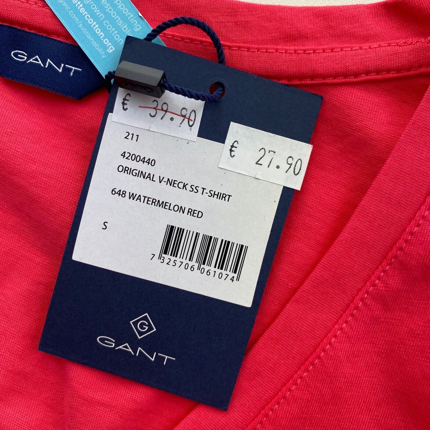 GANT Red Original V Neck T Shirt Size S