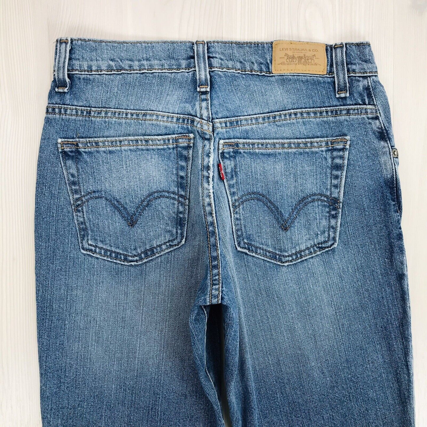 Vintage Levi's 550 Women Blue Classic Relaxed Bootcut Fit Jeans 4 M / W27 L34