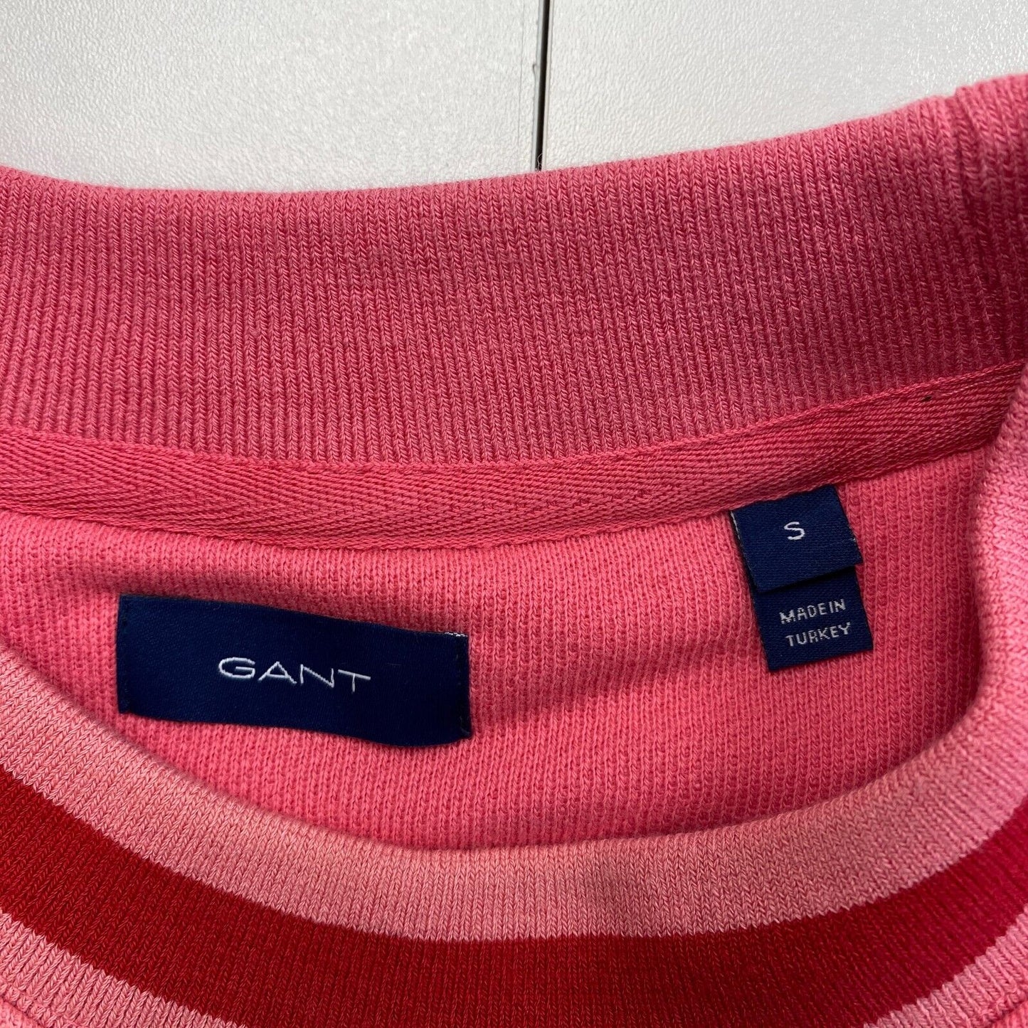 GANT Pink Floral Monogram Crew Neck Jumper Sweater Size S