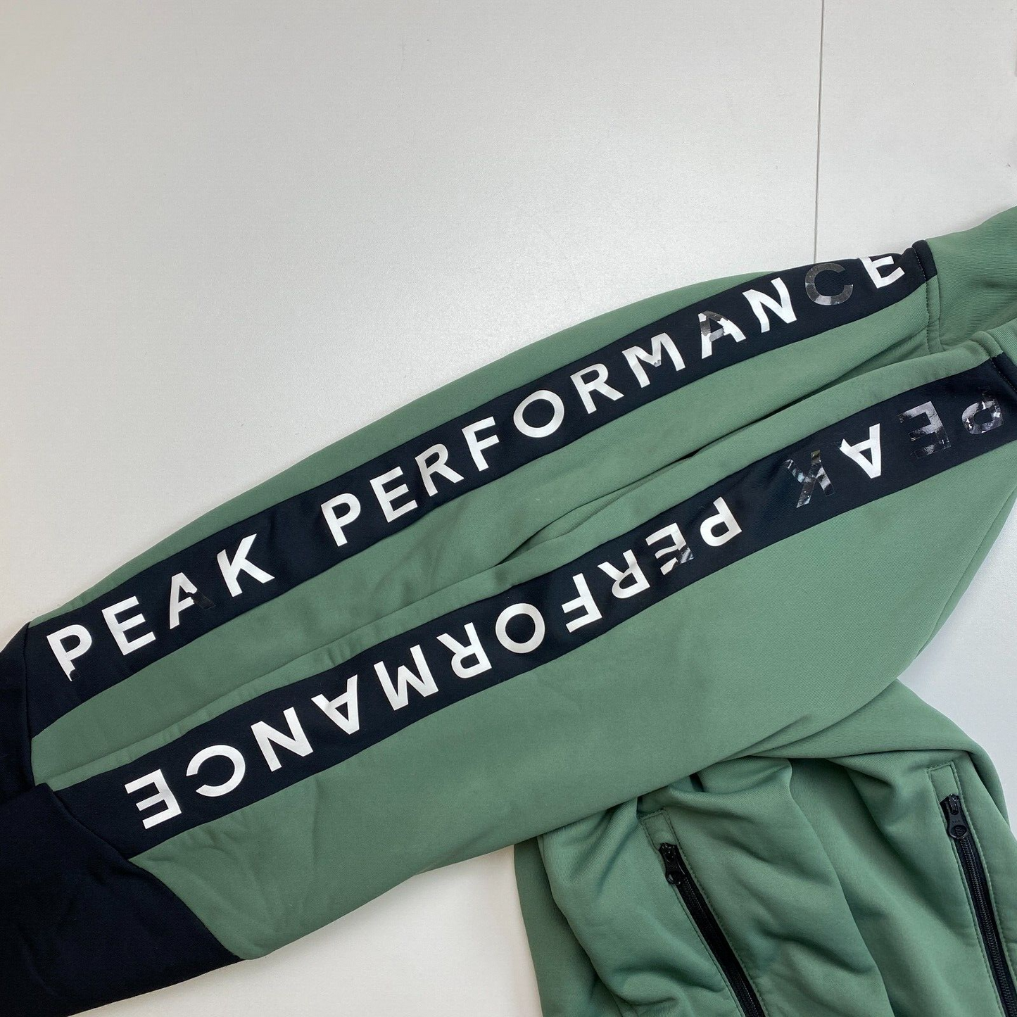 Peak Performance Women Green Rider Full Zip Jacket Size M