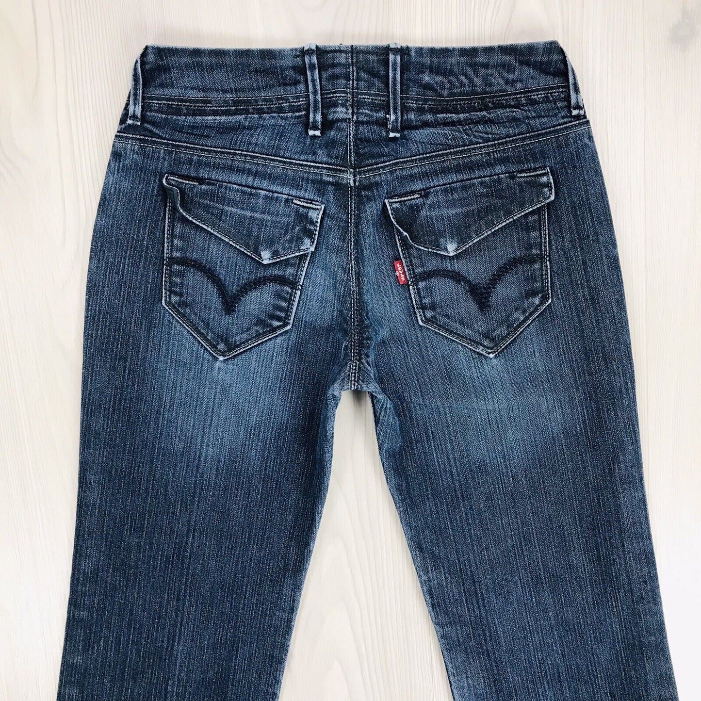 Vintage Levi's Women Blue Stretch Relaxed Straight Fit Moms Jeans Size W26 L30